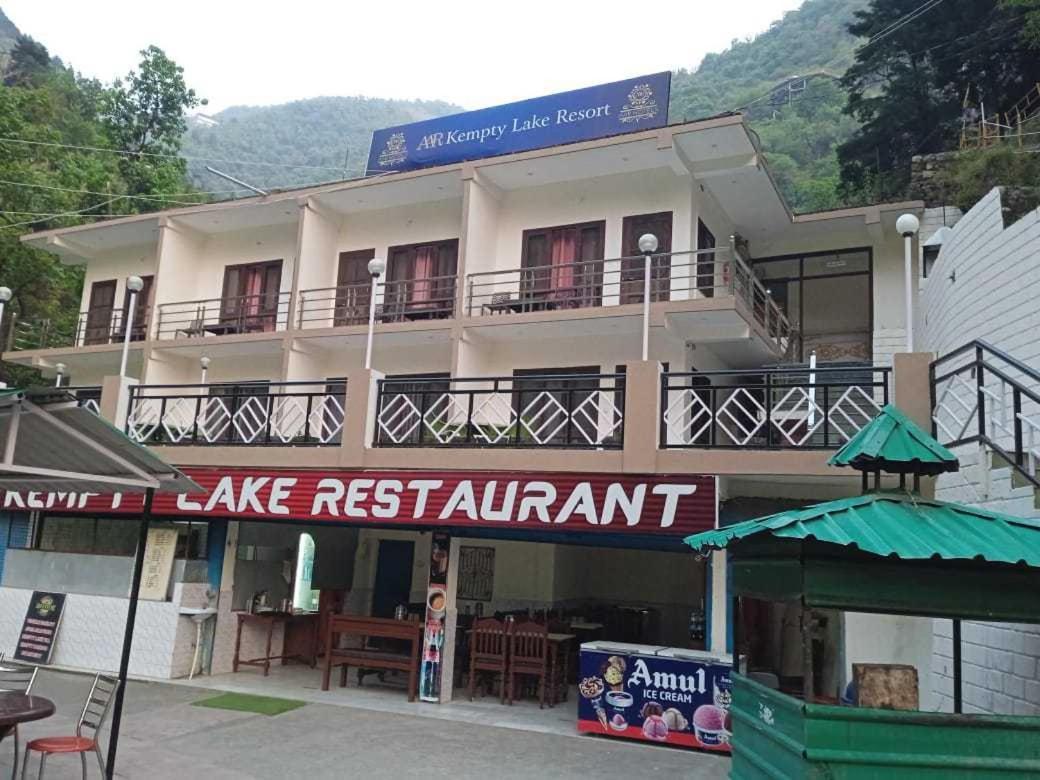 Hotel O Kempty Lake Adventure Resort Mussoorie Bagian luar foto