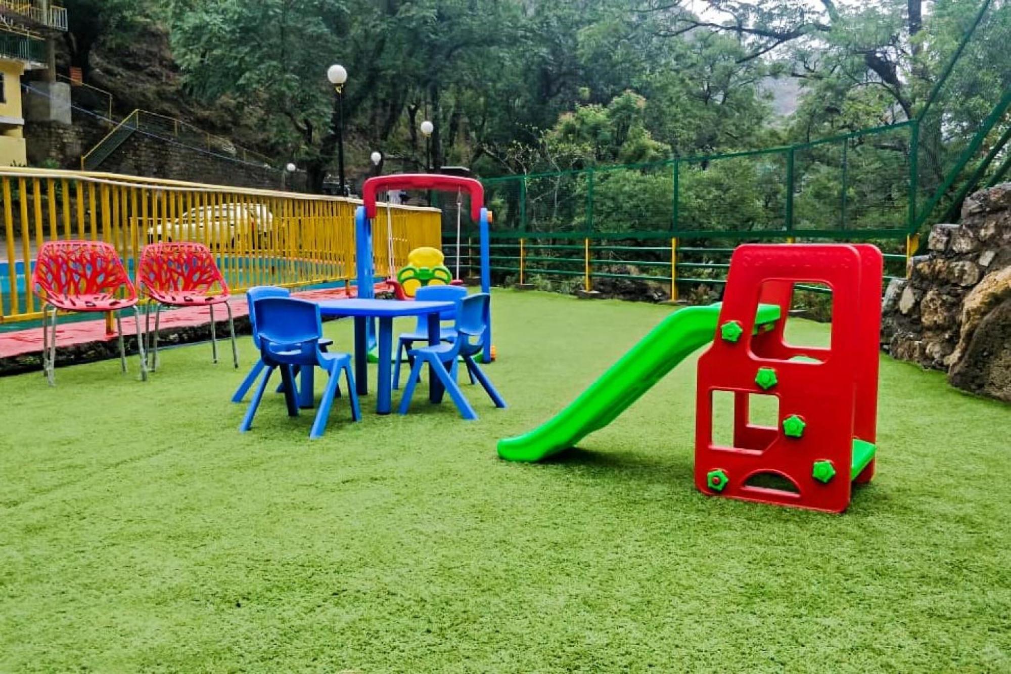 Hotel O Kempty Lake Adventure Resort Mussoorie Bagian luar foto